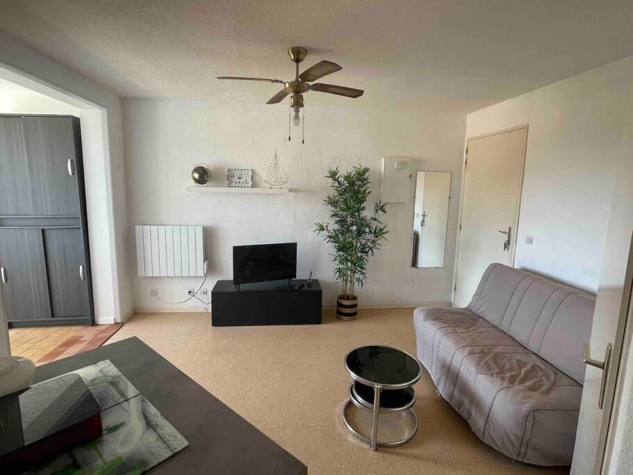Appartement Port Лёкат Экстерьер фото